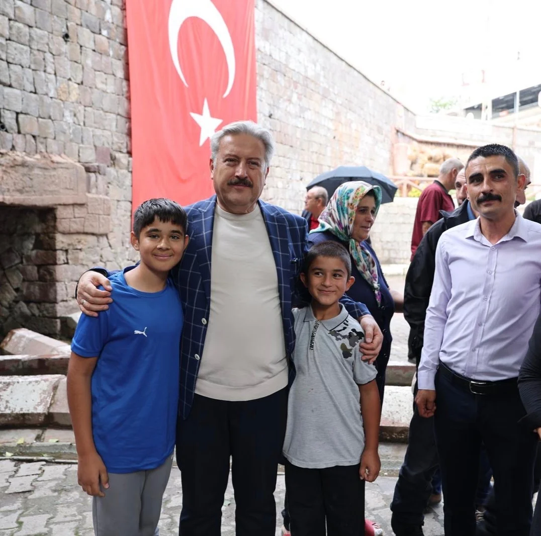 Ağırnas Pilav Şenliği’nde Birlik Mesajı: Sarımsaklı’ya Sosyal Tesis Müjdesi galeri görseli