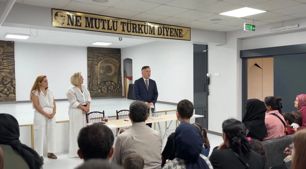 Coşkun Esen, Nermin Eminoğlu Anaokulunu ziyaret etti