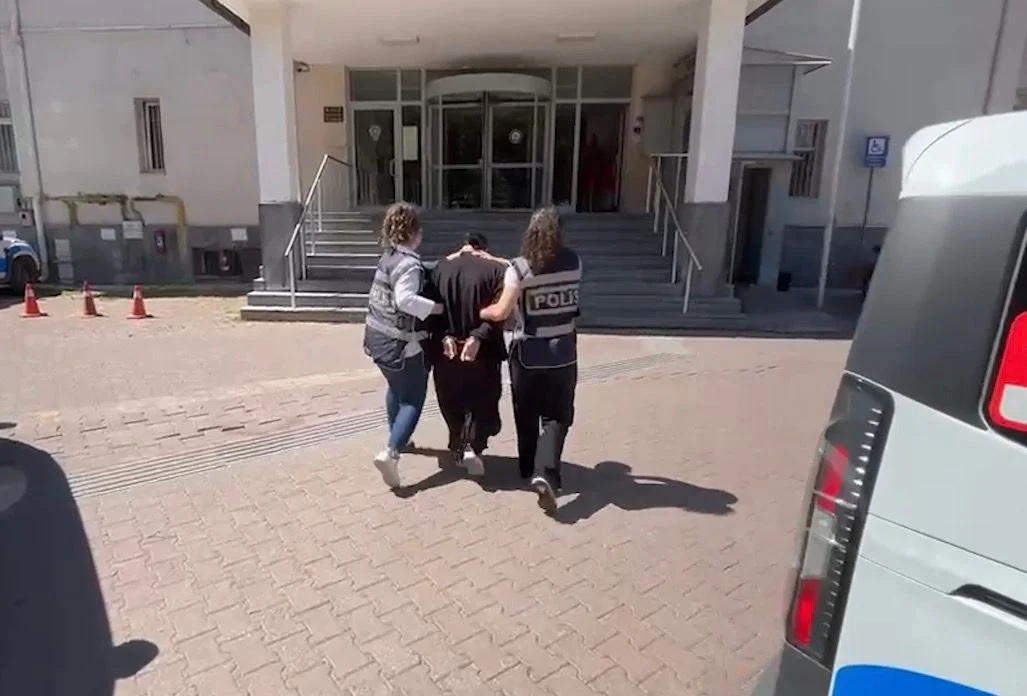 23 yıl 6 ay hapis cezasıyla aranan hükümlü yakalandı