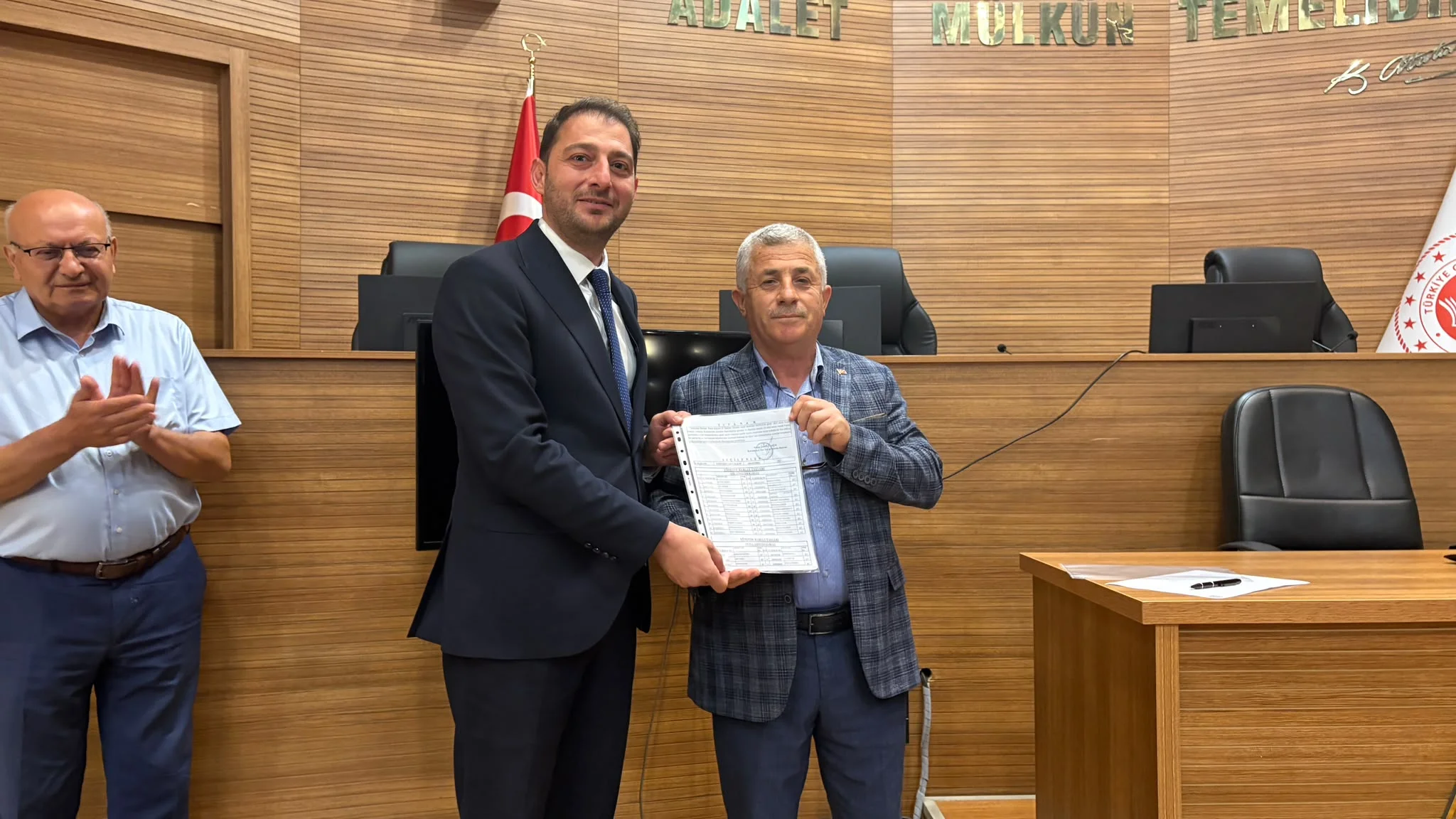 MHP İl Başkanı Kalın mazbatasını aldı