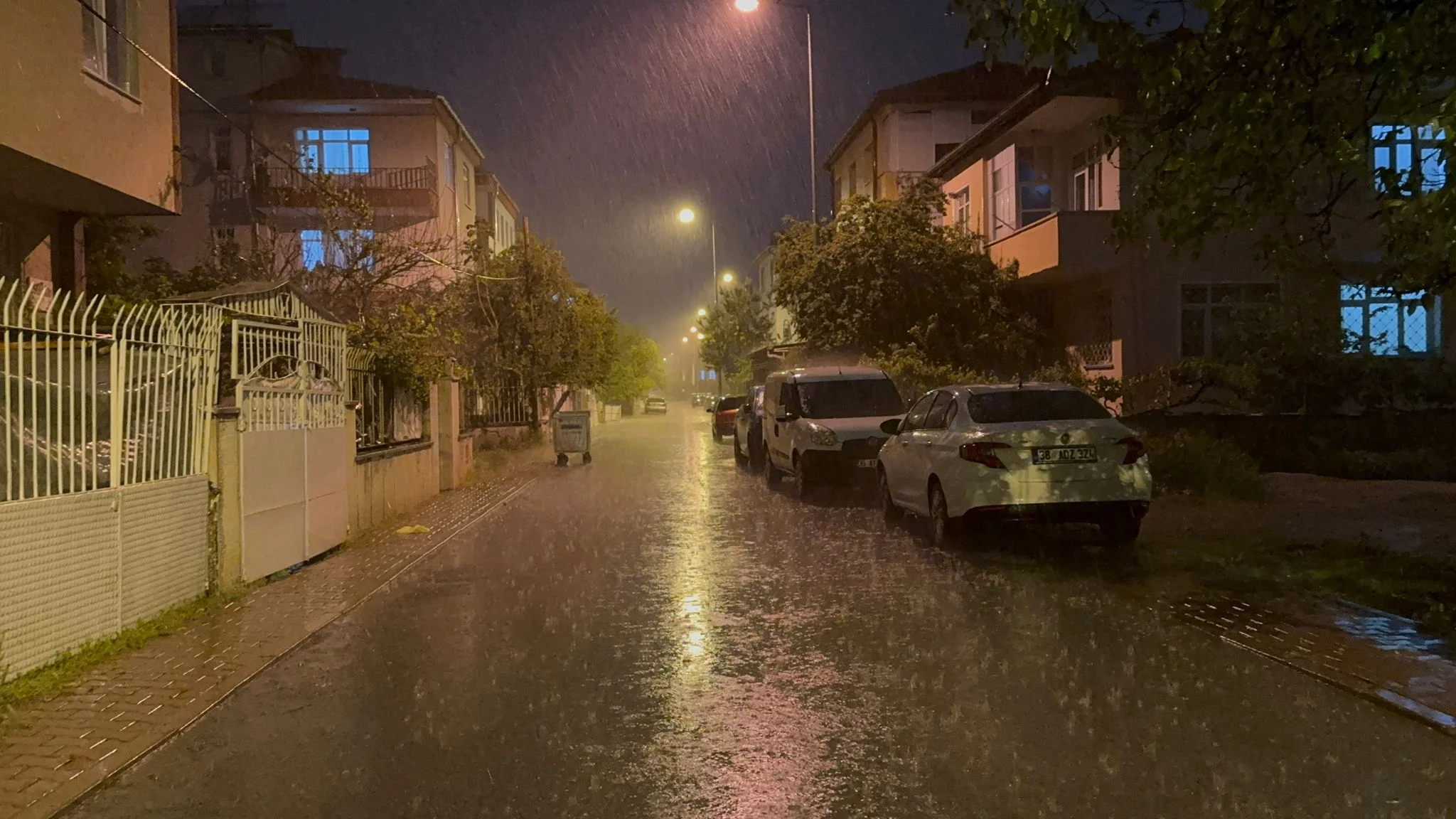 Kayseri’de sağanak yağış etkili oldu